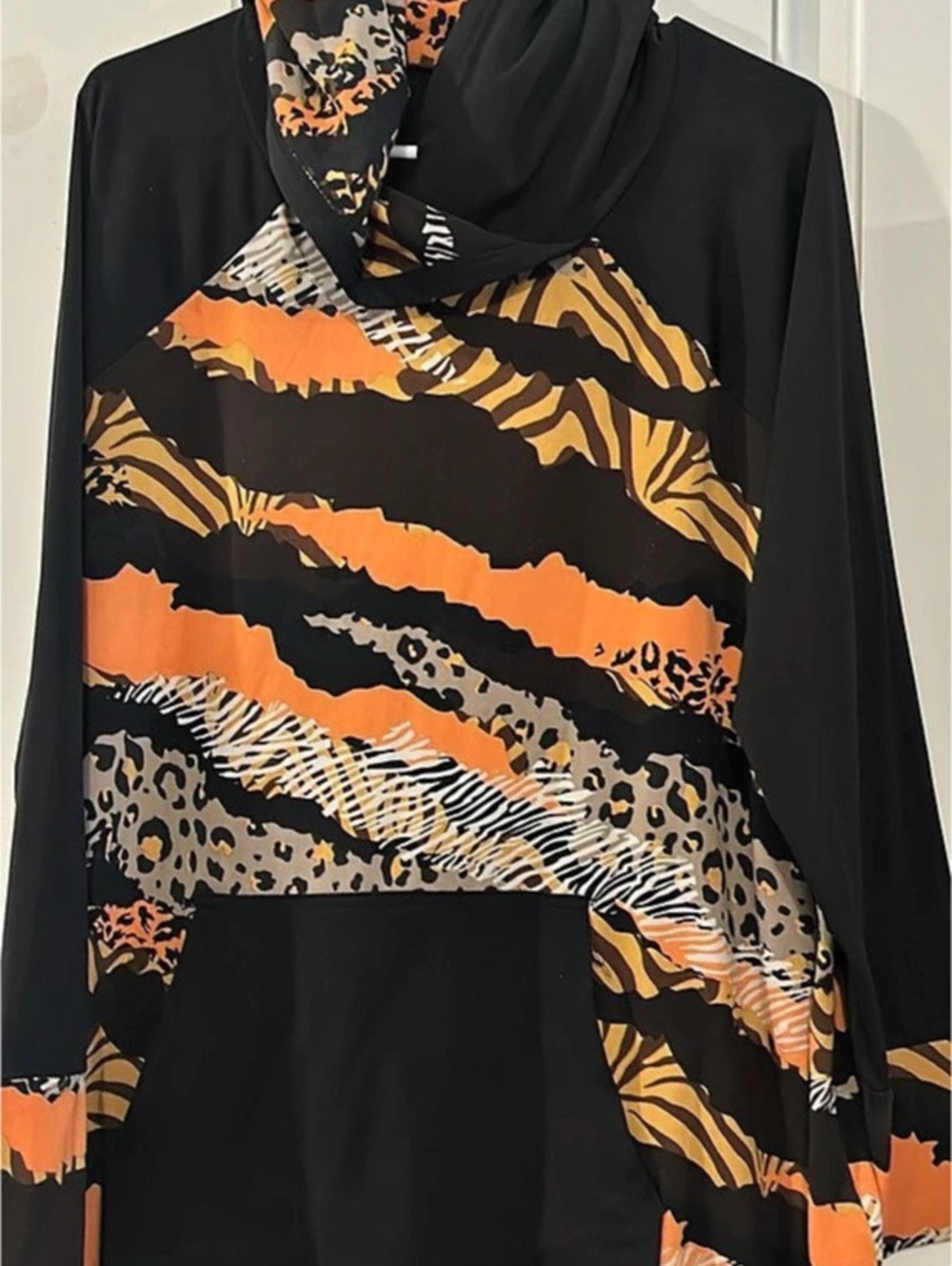 Lularoe amber hoodie Animal Print